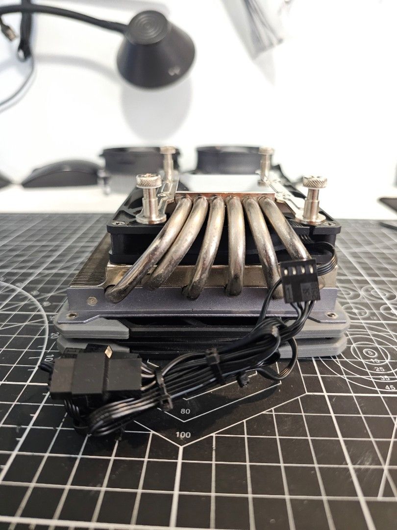 ID-COOLING IS-60 EVO Low Profile Cooler ITX (Category: Computer Parts) located in Manila. Submitted by fuu9u (Listing ID 1463967979, Image 3). Description: ID-COOLING IS-60 EVO 64mm height | 6 Heatpipes | Dual fan Low Profile fan good for ITX Builds, has two fans(120mm-top, 92mm-bottom). Top fan has been replaced with non-rgb model. AM4 Bracket only, I lost the Intel bracket. .