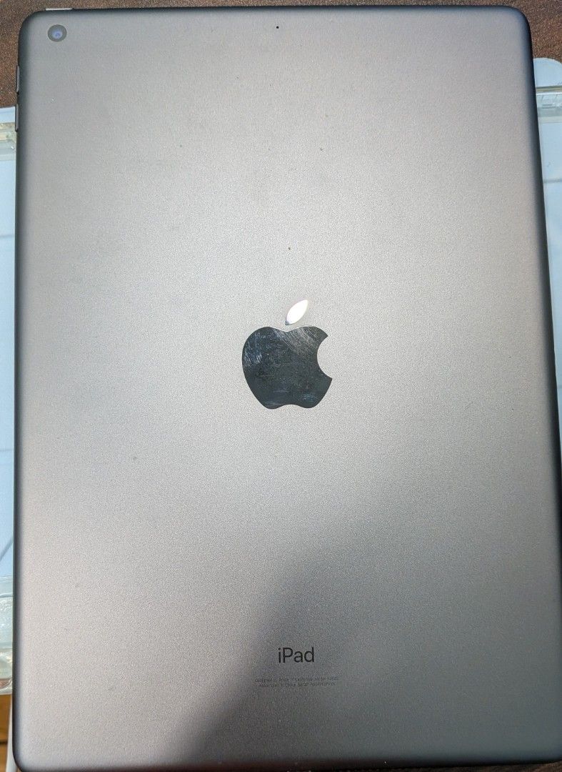 Ipad 9 (Category: iPad) located in Kuala Lumpur. Submitted by lori.jun (Listing ID 1464027692, Image 3). Description: Ipad 9 64 GB With First gen Apple Pencil With original boxes but no charger.