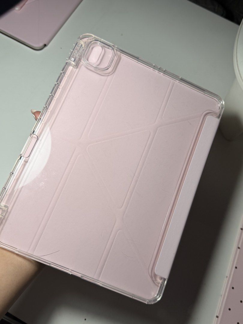 Ipad M4 2026 CASE ONLY. 11” (Category: iPad) located in Manila. Submitted by pinkkitkat (Listing ID 1464120371, Image 2). Description: .