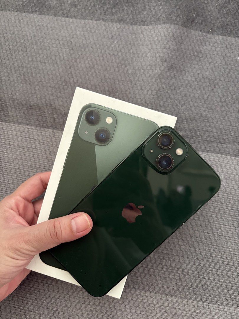 iPhone 13 128gb (Category: iPhone 13 Series) located in Pasig City. Submitted by radiantluke88 (Listing ID 1463985856, Image 2). Description: Used-Good Condition All original parts Sign of usage some paints are faded (can be cover by case) No dents. Free case With original box same imei. Cord and adaptor not included. 📍COD 📍Meet up & Pick up Bambang Pasig City Fixed price na..