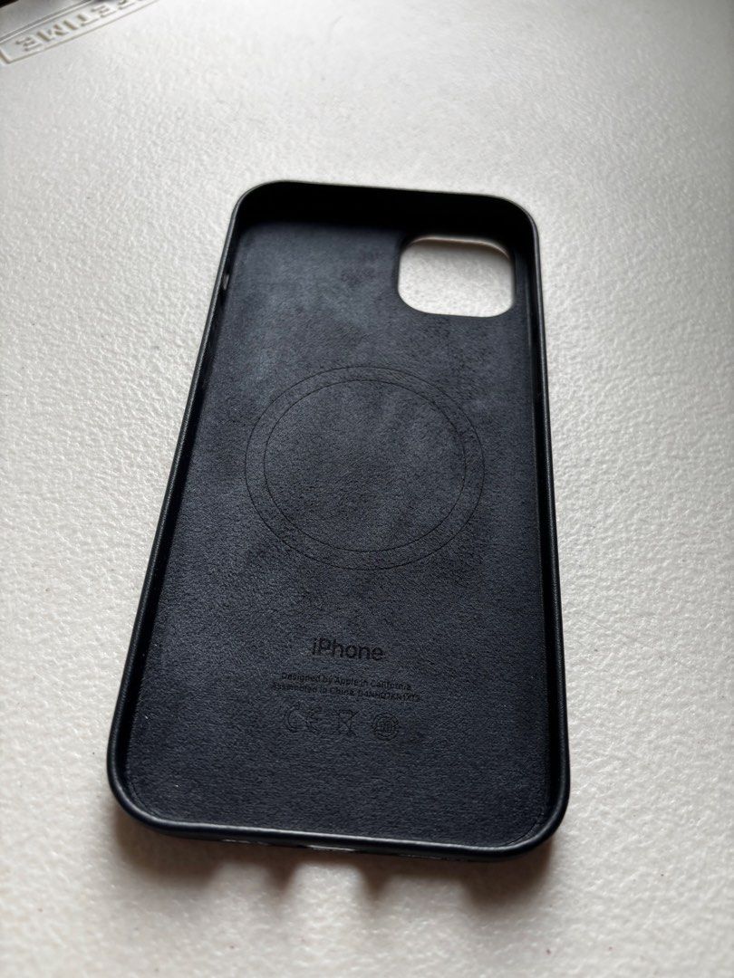 iphone 14 plus leather case magsafe | apple original (Category: Cases & Sleeves) located in Caloocan City. Submitted by warmwind-9e67 (Listing ID 1463955317, Image 1). Description: orig srp at php3,390. with box proven to perfectly fit iphone 15 plus as well, nfc scans but icon theme aesthetic does not work in 15 plus as it is originally for 14 plus. .