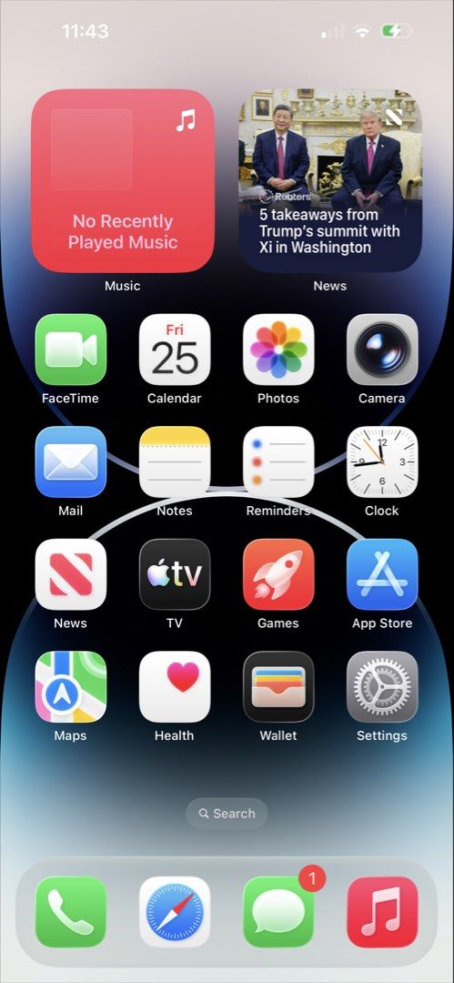iPhone 14 Promax (Category: iPhone 14 Series) located in Las Pinas. Submitted by keengem.d05a4f (Listing ID 1463962278, Image 2). Description: iPhone 14 Pro Max 256GB Still in pristine condition, Like New, No Dents, very smooth. 97% Battery Life Unit and Fast Charger only Please check the details sa photos. .
