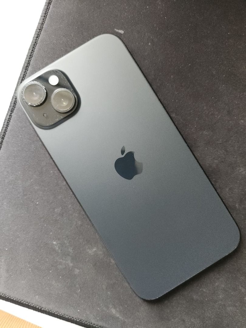 iphone 15 plus (Category: iPhone 15 Series) located in Caloocan City. Submitted by warmwind-9e67 (Listing ID 1463961970, Image 2). Description: - minor scratches and paint chips - very smooth and battery lasts a day as a heavy socmed user; good as a business phone; very reliable talaga sa battery - i do not play games - 256gb; 83% batt health; ios 27 - low price already ! still a bit negotiable,, - issue 1x cam and selfie, laser damage from conce