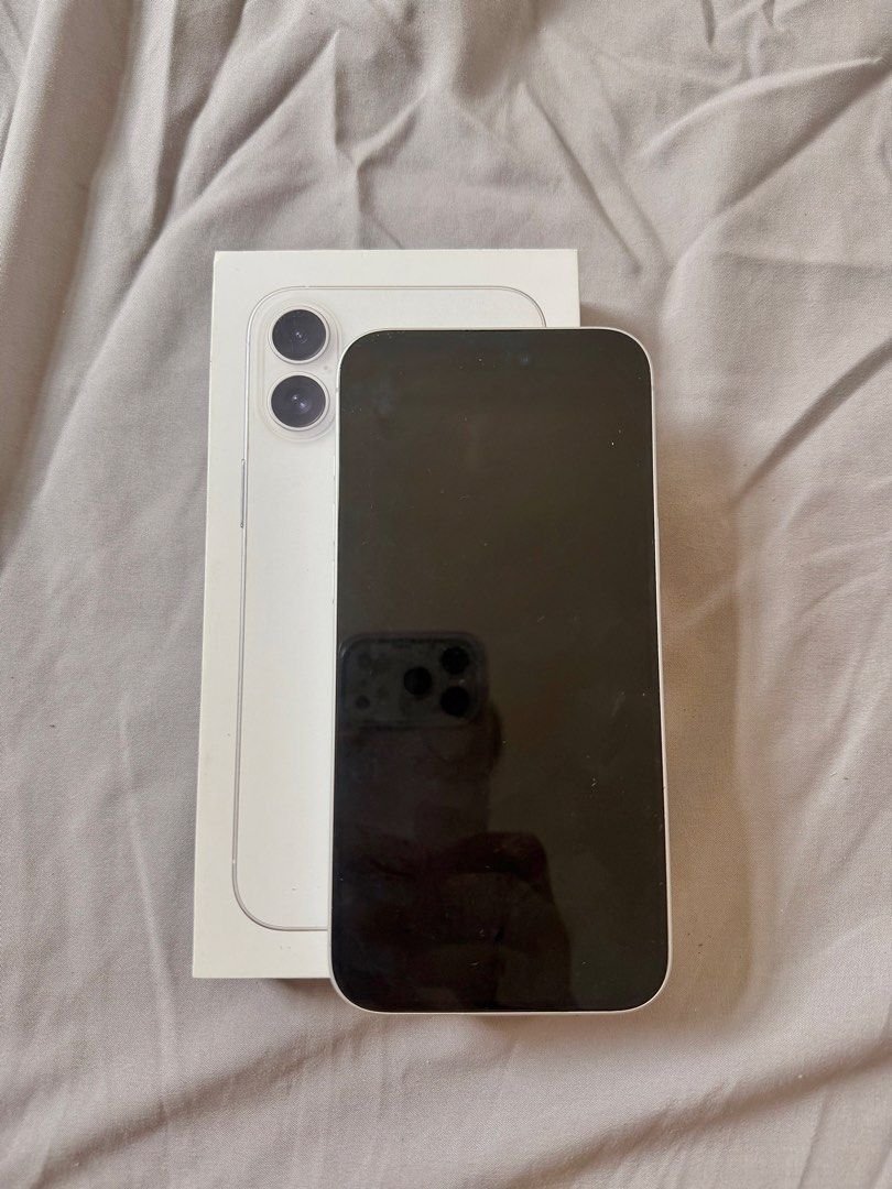 Iphone 16plus (Category: iPhone 16 Series) located in Santa Maria. Submitted by buymexx_ (Listing ID 1463965556, Image 2). Description: Iphone 16 plus white 256GB, factory unlocked purchased july2025, first owned still w box and reciept (personal use) ios27 no issue - no issue - no issue no history of repair or watsoever 📍 Sta.Maria bul loc. can do meetups QC/MANILA.