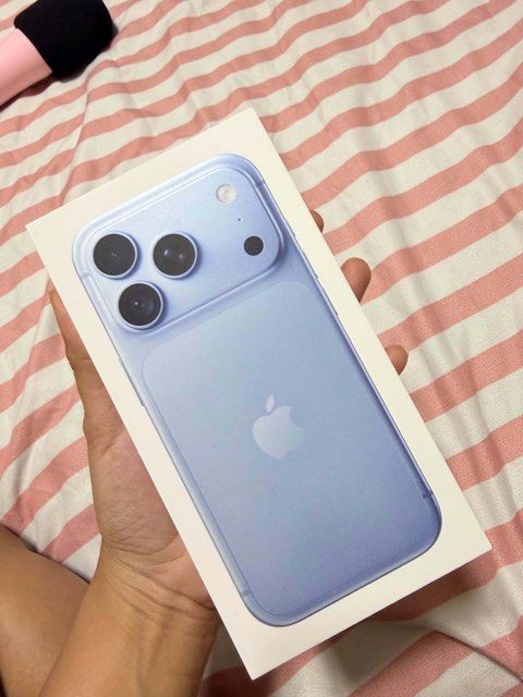 iPhone 18 Pro 256GB Glacier (Category: iPhone 18 Series) located in Quezon City. Submitted by engineerpat04 (Listing ID 1463974312, Image 1). Description: The new iPhone 18 Pro is here, and will offer it to you less than Apple Philippine's SRP! Get this for only PHP 92549! Important Note: Only one unit is available for this offer. The posted photos are of the actual phone. All relevant details are provided below to give you a clear understanding 