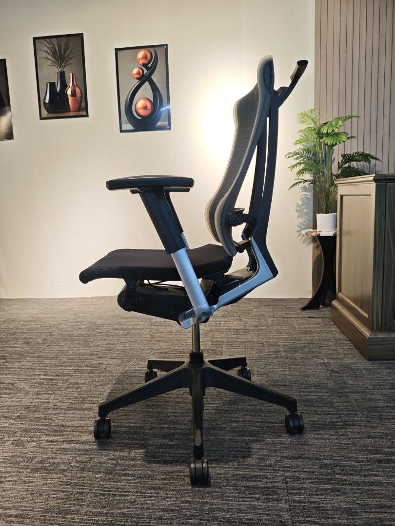 ITOKI SPINA. Ergonomic Mesh Office Chair - Black (Category: Office Furniture & Fixtures) located in Quezon City. Submitted by kevinmacabata12997160 (Listing ID 1464094806, Image 3). Description: - Comfortable black mesh office chair - Adjustable armrests and seat height - Excellent lumbar support for extended work sessions - Smooth-rolling casters for easy mobility - Ideal for home offices or any workspace - Inquire for more details.