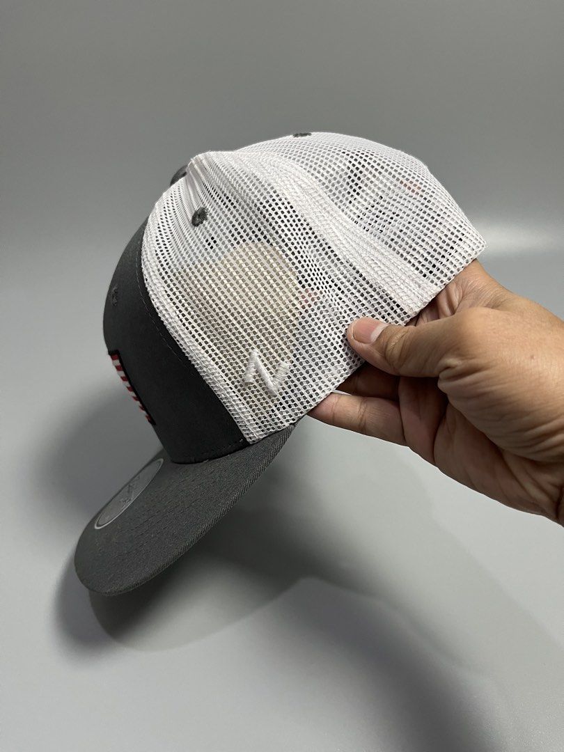 Jacksone hole zephyr trucker cap (Category: Caps & Hats) located in Taguig. Submitted by oneday_pickenget (Listing ID 1463998300, Image 3). Description: .