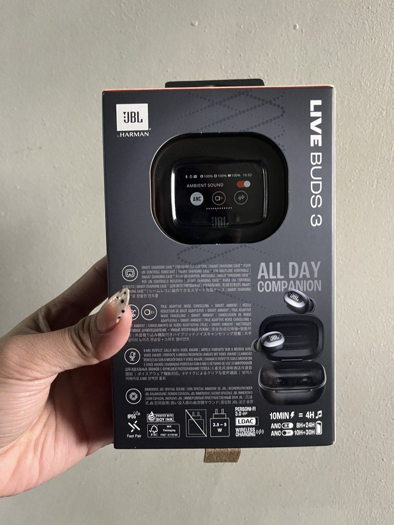 JBL Live Buds 3 (Category: Earphones) located in Manila. Submitted by czuleikaaa (Listing ID 1464015880, Image 2). Description: Brand new napalanunan lang sa raffle sa JBL SEALED pa.