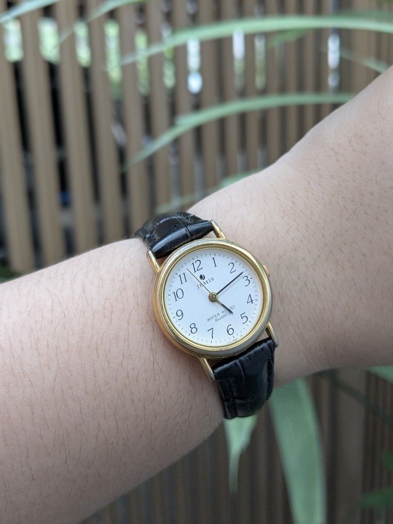 Jemis by Seiko Black Croc Leather Strap Watch (Category: Women's Watches) located in Quezon City. Submitted by nnncorner (Listing ID 1464056963, Image 3). Description: Jemis JPN Black Croc Leather Strap Watch Subsidiary of Seiko Group Super nice in person 8.9/10 condition Japan Movement Fits 15-19cm wrist 1 peso coin size Genuine Italian Croc Leather No scratches on glass face It comes with velvet box presentable looking and good working conditio