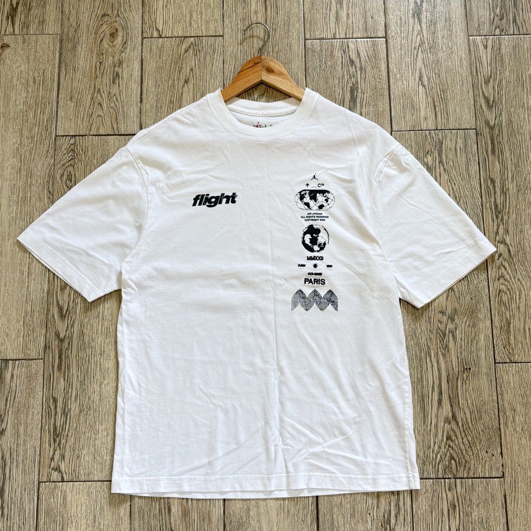 Jordan Flight Paris White Graphic Shirt (Category: Tshirts & Polo Shirts ) located in Imus. Submitted by reloved.nd (Listing ID 1464072717, Image 1). Description: need wash.