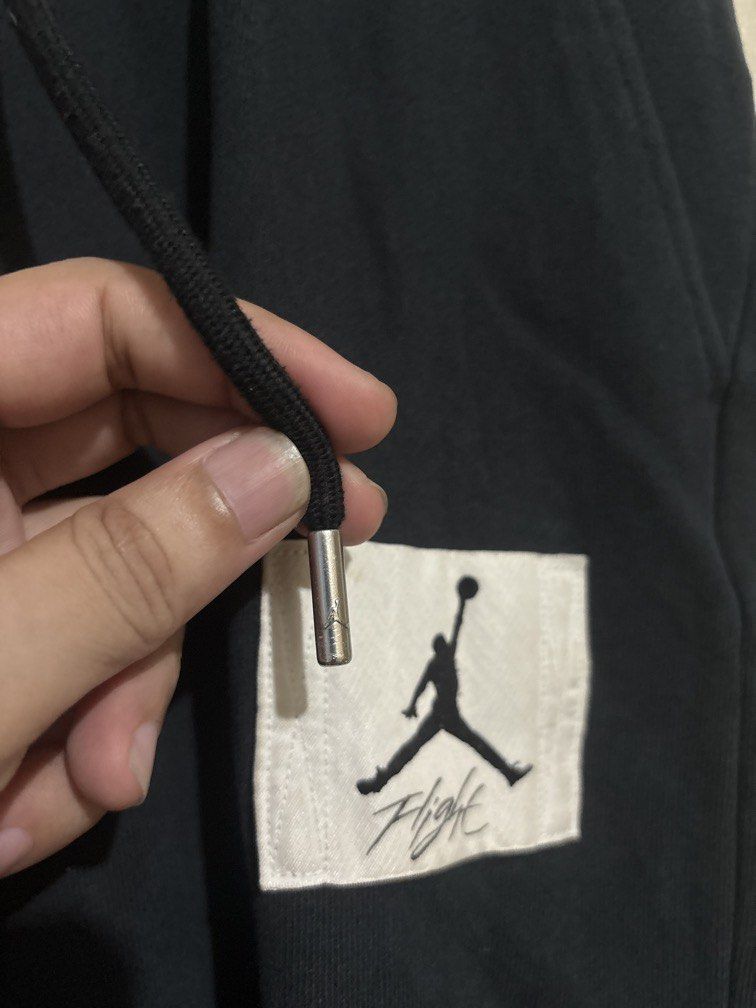 Jordan Flight Sweatpants (Category: Joggers) located in Muntinlupa City. Submitted by owrayttttt (Listing ID 1464011403, Image 3). Description: - Authentic Jordan Flight Sweatpants - Waistline is 30-36 - Length is 38 - Complete tags - Free shipping via j&t.