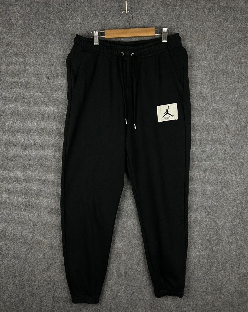 Jordan Jogger Pants (Category: Joggers) located in Cebu City. Submitted by tanlawr07 (Listing ID 1464041467, Image 1). Description: Size Large 32-36W 37L Legit 💯 Good as new No issue 1200 only 📍Cebu City Location .