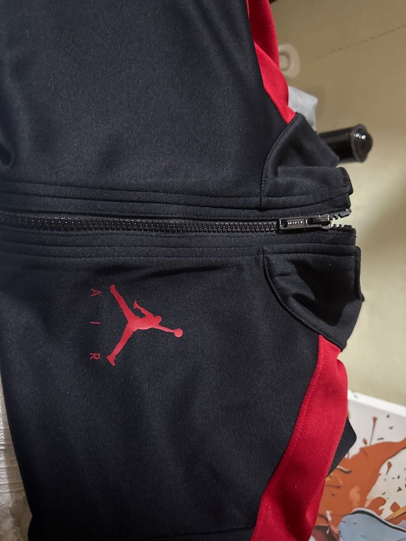Jordan mens jacket (Category: Hoodies) located in Cavite. Submitted by lexuzollirum (Listing ID 1463938350, Image 1). Description: .