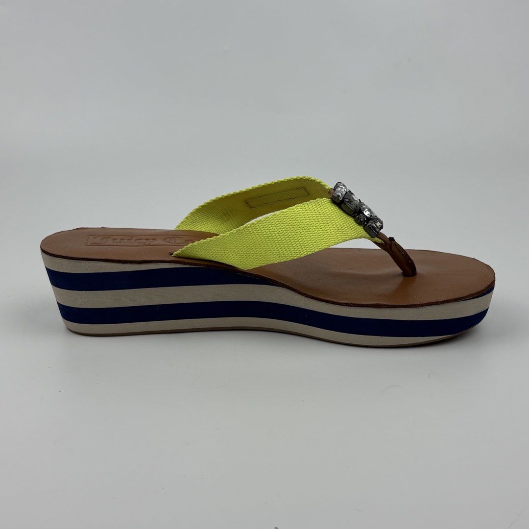 Juicy Couture Embellished Wedge Flip Flops (Category: Flats & Sandals) located in Bacolod City. Submitted by cast.archives (Listing ID 1463965229, Image 3). Description: Juicy Couture Embellished Wedge Flip Flops Size: 37-38 Condition: Excellent Flaw: None.