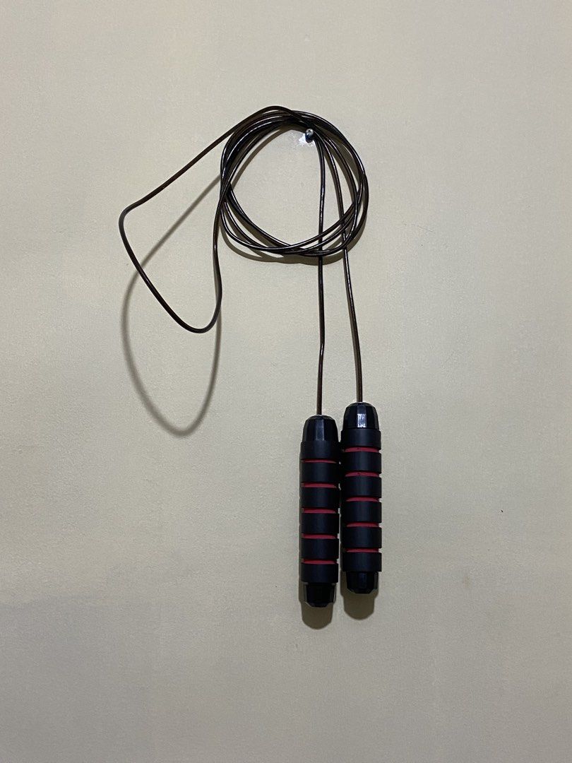 JUMPING/SKIPPING ROPE WITH BALL BEARING INSIDE (Category: Cardio & Fitness Machines) located in Cavite. Submitted by seppp22 (Listing ID 1464061981, Image 1). Description: Mine for Only:109 Pesos Can ship Luzon,Visayas, And Mindanao Thru J&T, Payment First(Gcash) Lalamove(Cod/Gcash) Meetup My Location:Lancaster,General Trias,Cavite.