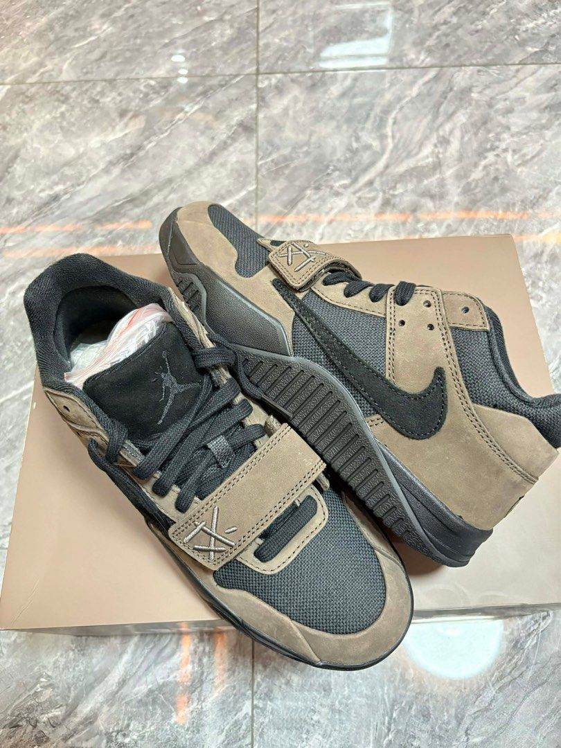 JUMPMAN JACK TRAVIS SCOTT MOCHA (Category: Casual Shoes) located in Pasay City. Submitted by maads (Listing ID 1464102180, Image 1). Description: JUMPMAN JACK TRAVIS SCOTT MOCHA.