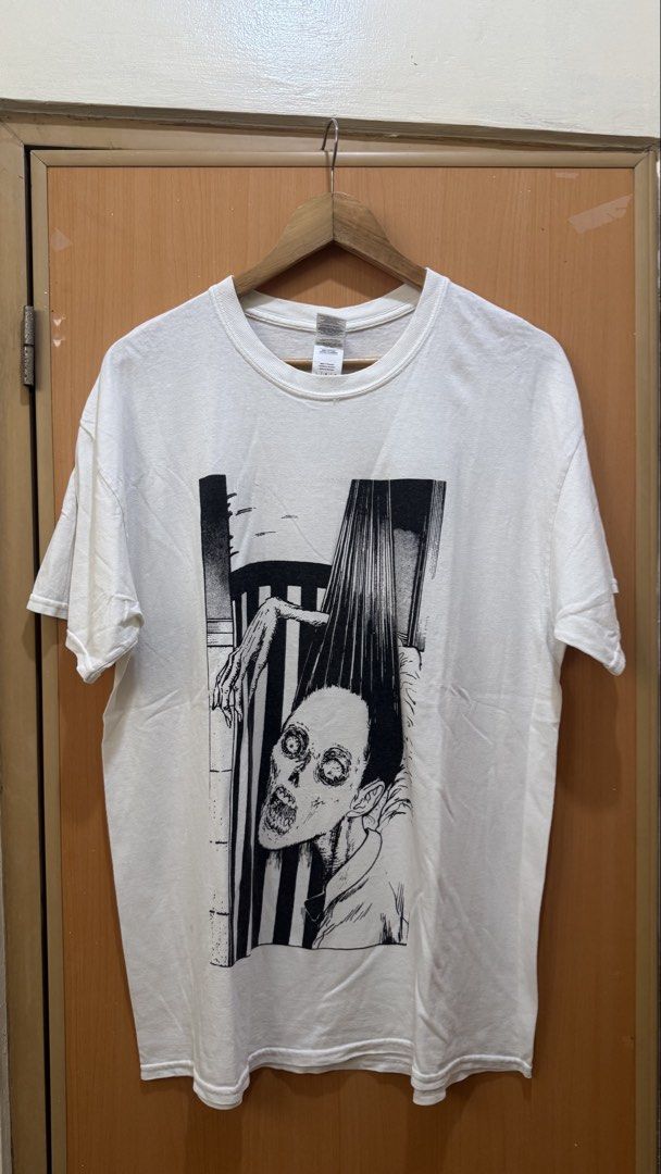 Junji uzumaki collection (Category: Tshirts & Polo Shirts ) located in Makati City. Submitted by renkill (Listing ID 1463977500, Image 1). Description: 21x29.5 Very good condition No issue.