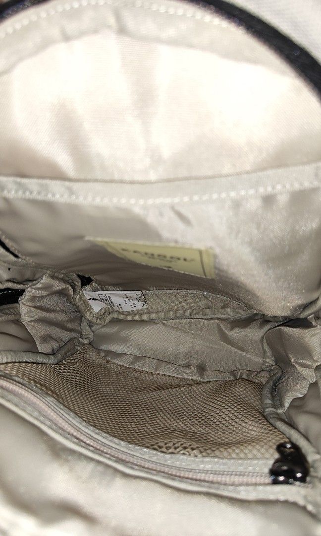 Kangol (Category: Sling Bags) located in Manila. Submitted by thecalvinedit (Listing ID 1463979528, Image 3). Description: KANGOL Preloved • Excellent Condition ✨ Like-new condition ✨ Exceptionally well-maintained ✨ Minimal signs of use ✨ No issues or noticeable flaws ✨ Clean and ready to use 📸 Actual item shown. Please refer to photos for details..