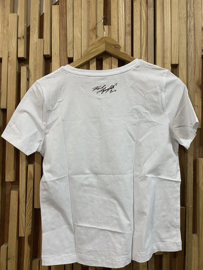 Karl Lagerfeld Logo Shirt (Category: Shirts) located in Mabalacat. Submitted by calmrabbit.ae2127 (Listing ID 1464069232, Image 3). Description: .