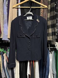 (Category: ) located in . Submitted by isabelasthriftclothes (Listing ID 1464078211, Image 1). Description: .