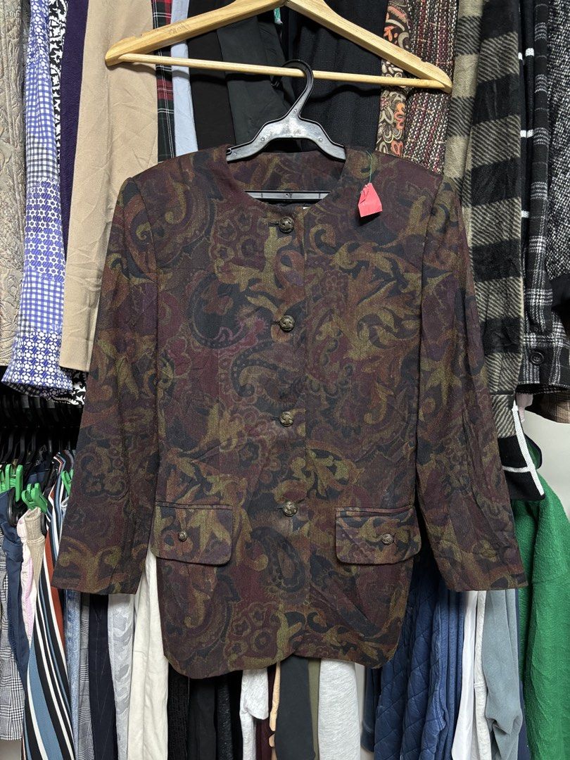 Kasper A.S.L Coat (Category: Coats, Jackets and Outerwear) located in Pila. Submitted by isabelasthriftclothes (Listing ID 1464077267, Image 1). Description: .