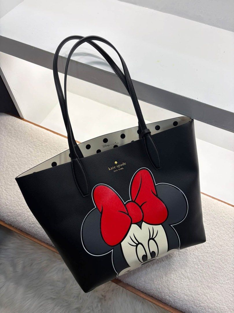 Kate S. Mickey Tote Bag (Category: Tote Bags) located in Manila. Submitted by aiman_sole5 (Listing ID 1464070917, Image 1). Description: ₱1,450 only perfect for your everyday essentials, office outfits, shopping dates, and casual lakads. ✨ ✔️ spacious interior ✔️ matching pouch included ✔️ elegant black finish limited stocks only! Secure yours now, mga sis. 🫶🏻 📍 Candelaria, Quezon 📍 Imus, Cavite - Lalamove available (same day delivery) - JNT 
