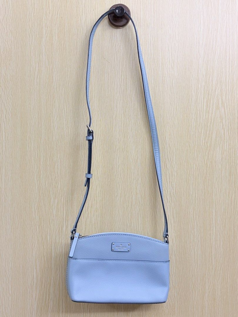 kate spade (Category: Cross-body Bags) located in Obando. Submitted by thea_pasa.bento.ig (Listing ID 1464134922, Image 1). Description: brandnew auth kate spade millie grove crossbody bag 🩵 - ₱ 2,500 via lalamove or jnt.