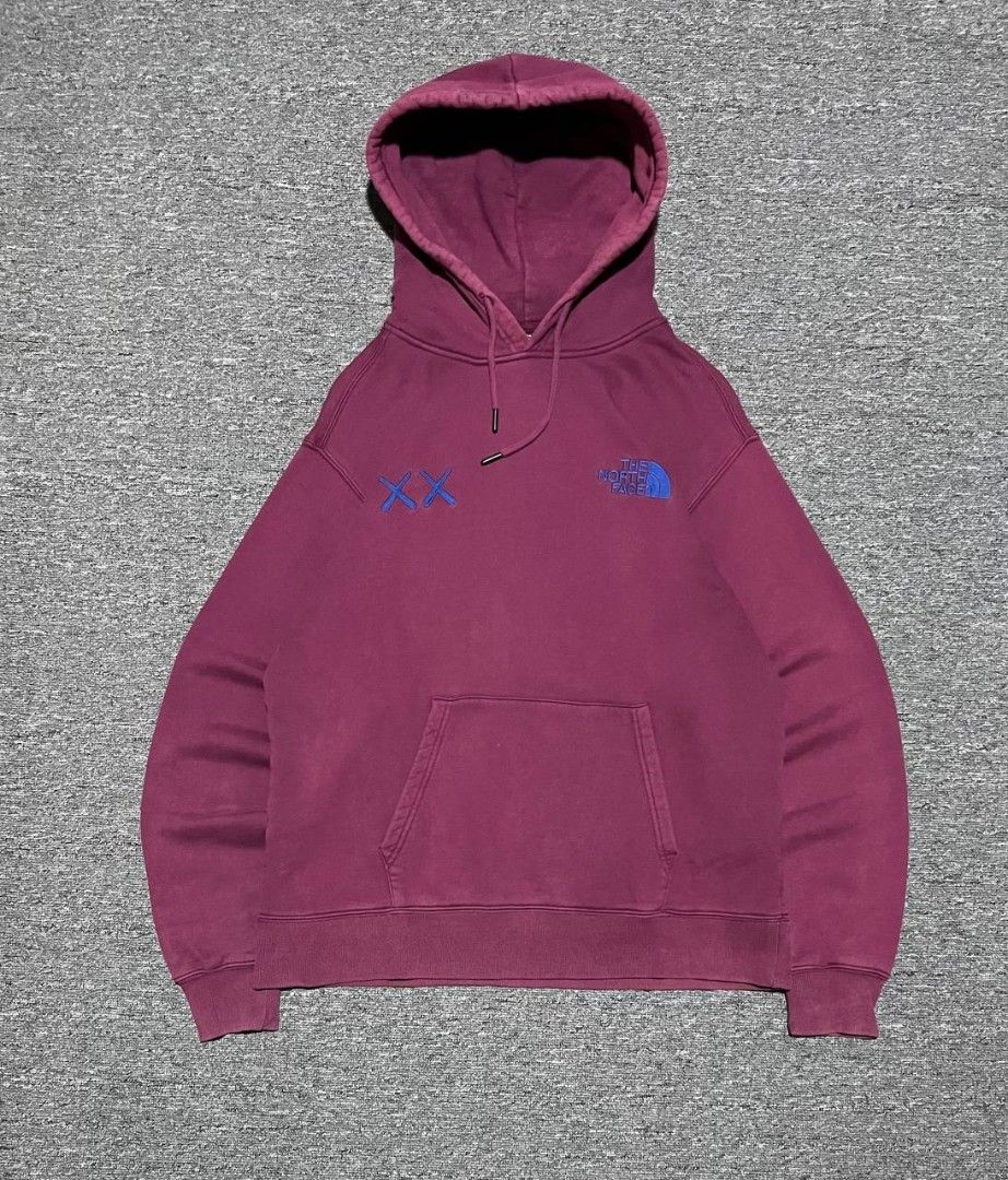 KAWS x THE NORTH FACE HOODIE (Category: Coats, Jackets and Outerwear) located in Caloocan City. Submitted by wewearworn (Listing ID 1464067900, Image 2). Description: Large Best Fit 21.5 x 28 Very good condi 8.5/10 Color Rate.