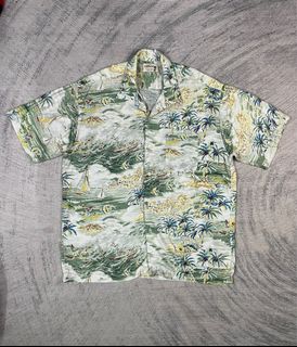 (Category: ) located in . Submitted by mixbrandclothing (Listing ID 1463981134, Image 1). Description: .