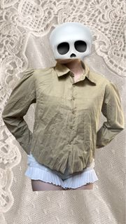 (Category: ) located in . Submitted by thrift.withlux (Listing ID 1464027670, Image 1). Description: .