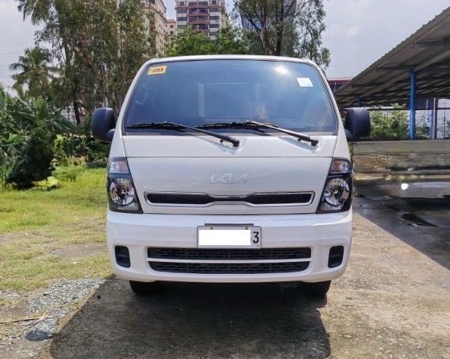 Kia Kc2500 4x4 Manual (Category: Used Cars) located in Quezon City. Submitted by jayjet.jayjet (Listing ID 1463943726, Image 3). Description: 2025 KIA KC 2500 4X4 Dropside Manual Transmission Diesel 10tkm No Issues No Accidents All Power All Original Fresh In and Out Mechanic Inspected Complete Tools, Jack and Spare Tire Price P 828k Financing/Trade-in Accepted Sample Financing Computations Down P165k all in P23k+ 4yrs P29k+ 3yrs Down P250k all i