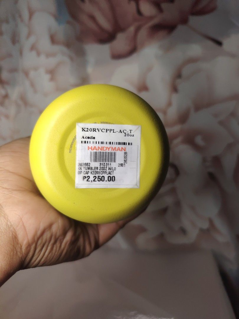 Klean kanteen Thumbler (Category: Water Bottles & Tumblers) located in Mandaluyong City. Submitted by twovv (Listing ID 1464090259, Image 3). Description: Rise Classic - arch loop cap 22h hot 65h Cold Brand new Below Mall price.