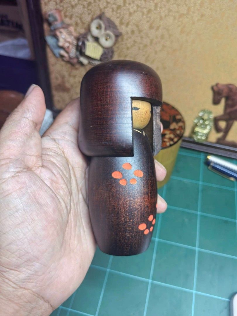 Kokeshi Doll - Modern (Category: Other Home Decor) located in Cebu City. Submitted by dudes_villanueva (Listing ID 1463956465, Image 2). Description: Kokeshi Doll - Modern 📌 In excellent condition. Height : 4.75 in.