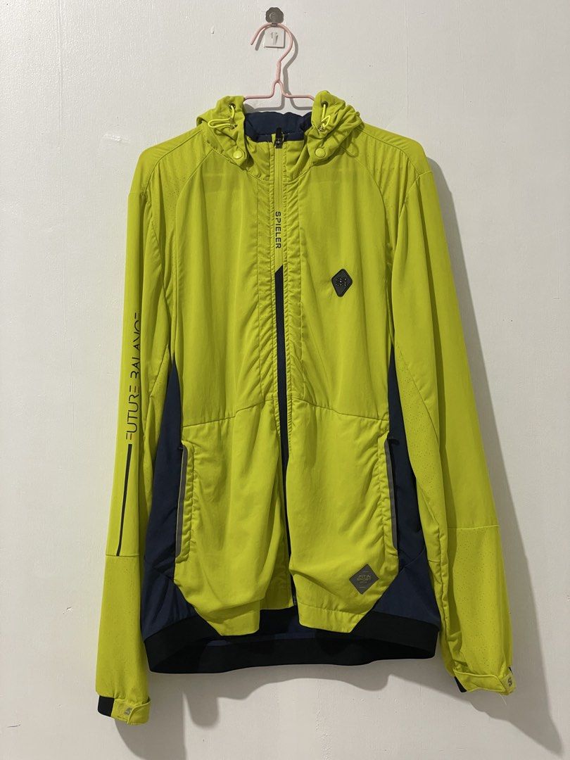 Kolon Sport Future Balance Hiking Jacket (Category: Coats, Jackets and Outerwear) located in Tuguegarao City. Submitted by ziggerryy (Listing ID 1464116439, Image 1). Description: No flaws. No holes. Ang ganda nito Fit M-L Unisex For light and moderate rain only.