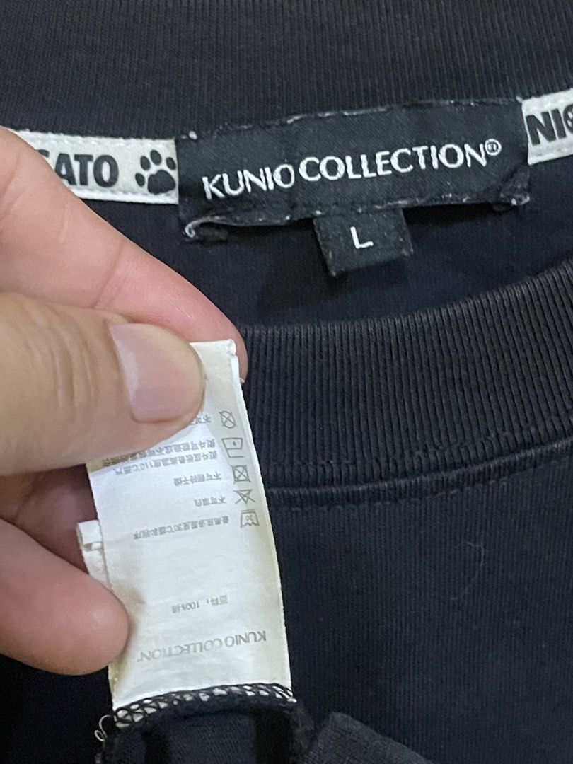 Kunio Collection Shirt (Category: Tshirts & Polo Shirts ) located in Marikina City. Submitted by greatfindsmnlph (Listing ID 1463938896, Image 3). Description: Kunio Collection Shirt Price: 250 Size: Large Width: 22.5 Length: 28 Color: Black Color Rate: 10/10 Condition: 10/10 almost new Very nice in actual.