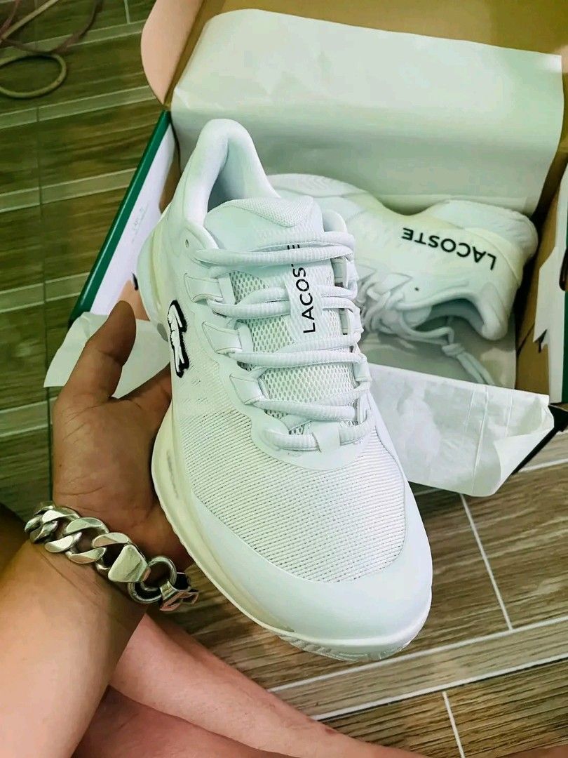 LACOSTE Aglt Ultra New (Category: Racket and Ball Sports) located in Manila. Submitted by puretiger_a2ce98 (Listing ID 1464006143, Image 2). Description: Aglt Ultra New Men's WOMEN'S ship Nationwide.