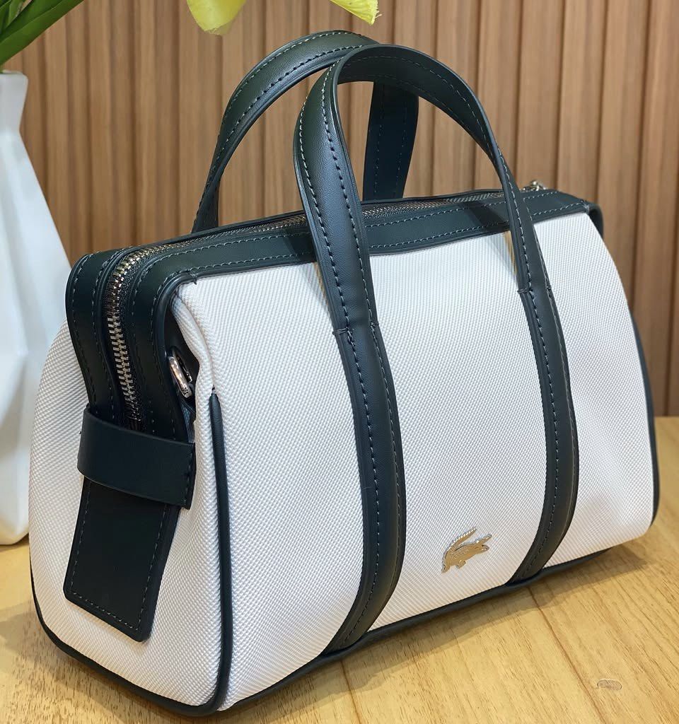 Lacoste Boston Bag (Category: Tote Bags) located in Manila. Submitted by stopshop26 (Listing ID 1464000595, Image 2). Description: Lacoste Boston Brand new and original Onhand and ready to ship.