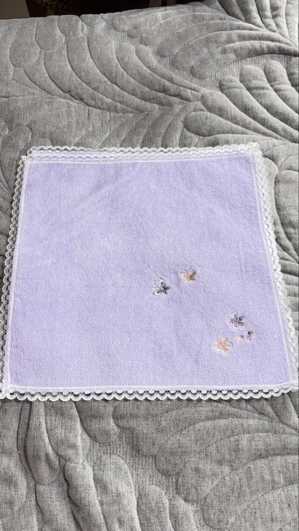 Lavender: Japanese face towels (Category: Bedding & Towels) located in Calamba. Submitted by cur8d (Listing ID 1464031767, Image 3). Description: 50 each.