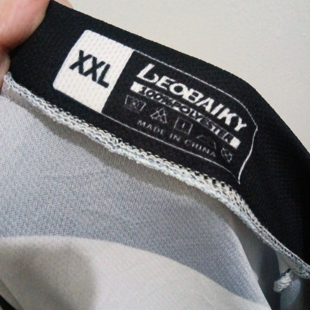 LEOBAIKY Pro Cycling Shirt (Category: Activewear) located in Caloocan City. Submitted by jaychingsss (Listing ID 1464133942, Image 3). Description: Leobaiky Pro Cycling Shirt - 50 21x27 No issue.