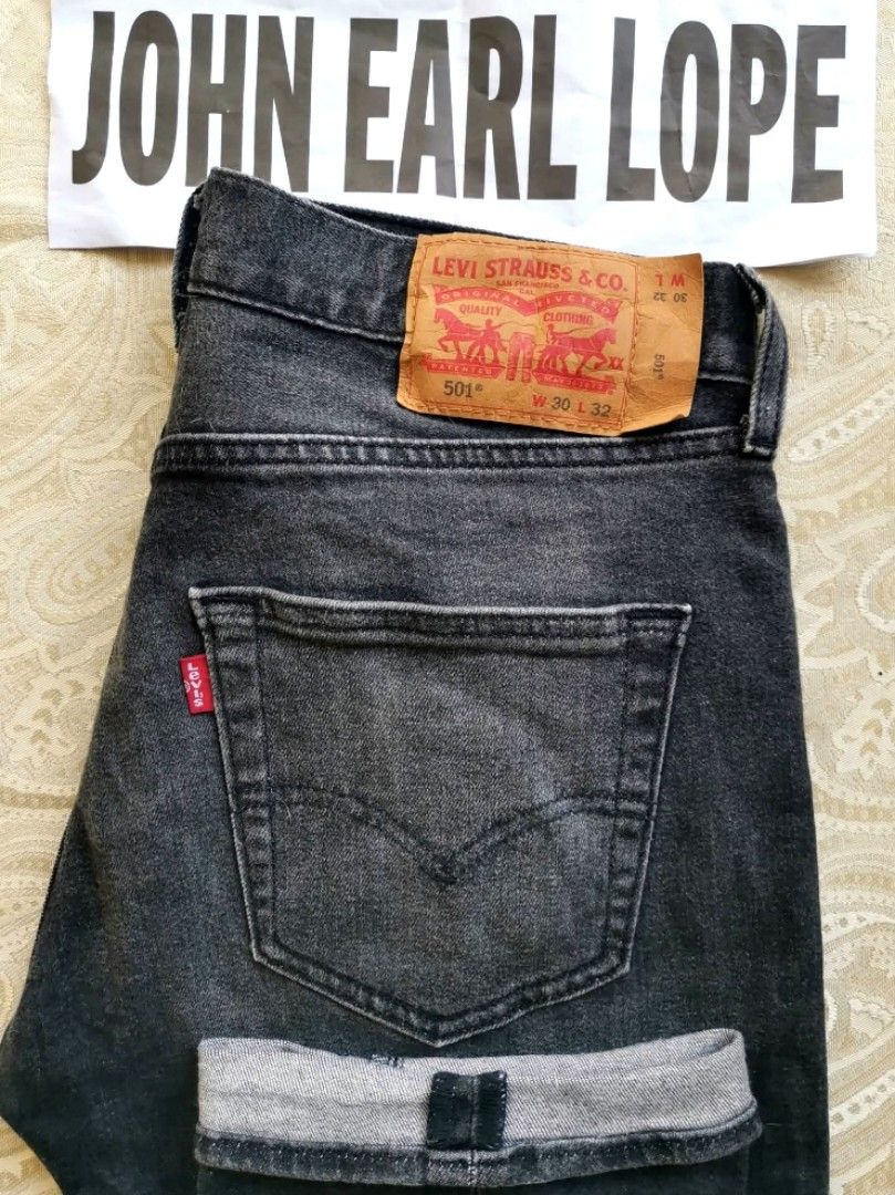 LEVI'S 501 🇻🇳 VIETNAMBUTTONFLY SIZE 30 EXTENDED PATCH (Category: Jeans) located in Pagsanjan. Submitted by japan.streetwear.to.ph (Listing ID 1464025247, Image 1). Description: Levis 501 Buttonfly Size 30 (Made In Vietnam) No Issue / Stretchy / Straight Fit Color: Gray Charcoal Made In Vietnam 🇻🇳 Excellent As New Condition Actual Size: Length40" x Waist30" Stretch: 32" Leg Opening: 7" 3000php plus shipping fee..