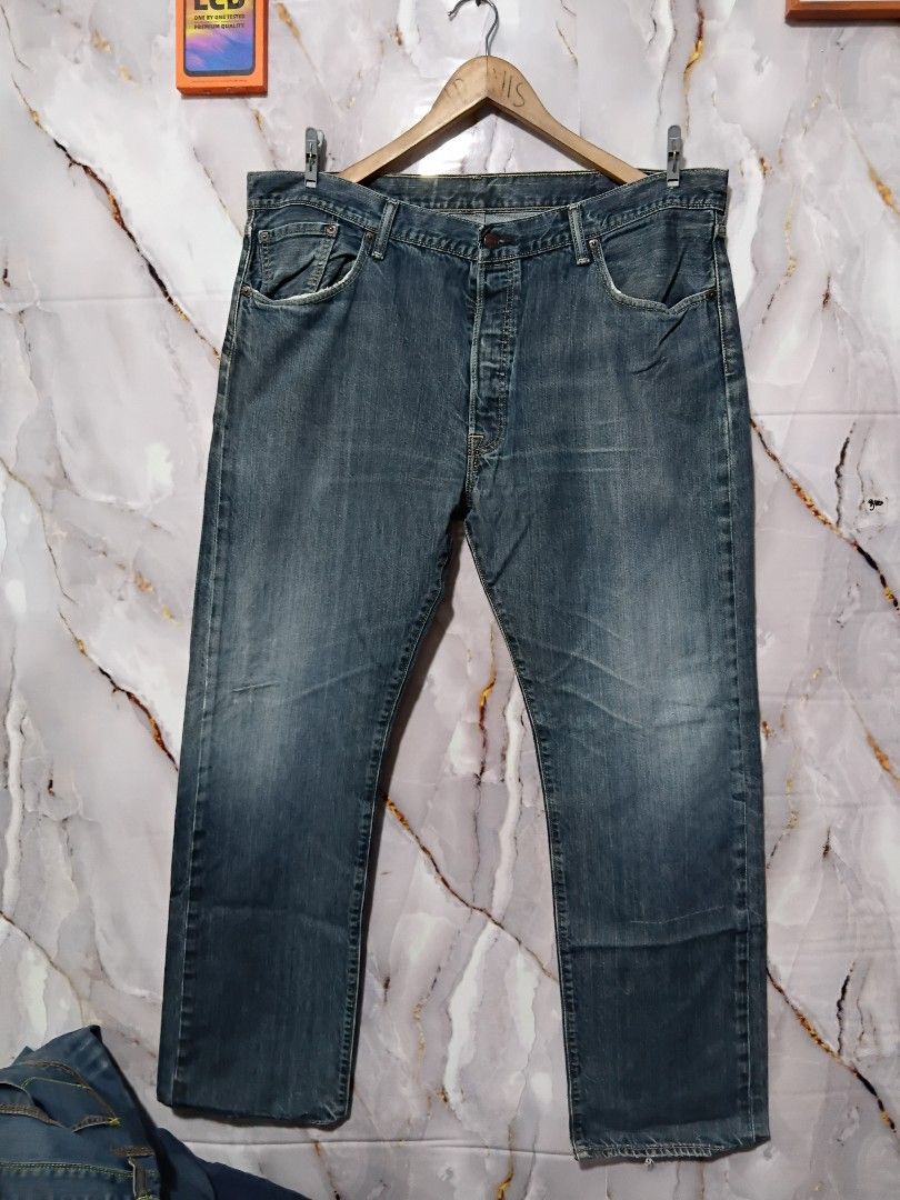 Levis 501 size W 40 L 42 (Category: Jeans) located in General Mariano Alvarez. Submitted by adonid (Listing ID 1463977515, Image 1). Description: Levis 501 size W 40 L 42 Good condition original levis 501 normal sign of use .