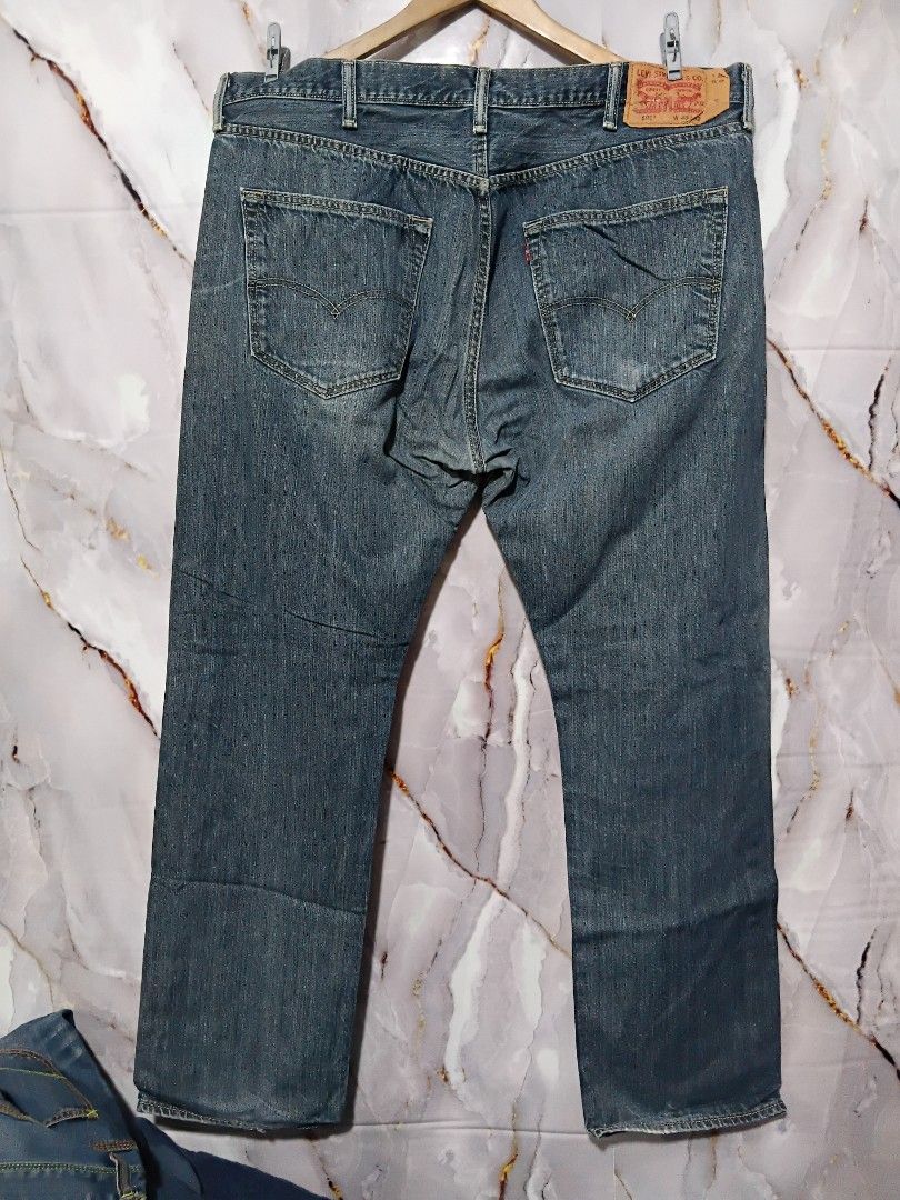 Levis 501 size W 40 L 42 (Category: Jeans) located in General Mariano Alvarez. Submitted by adonid (Listing ID 1463977515, Image 2). Description: Levis 501 size W 40 L 42 Good condition original levis 501 normal sign of use .