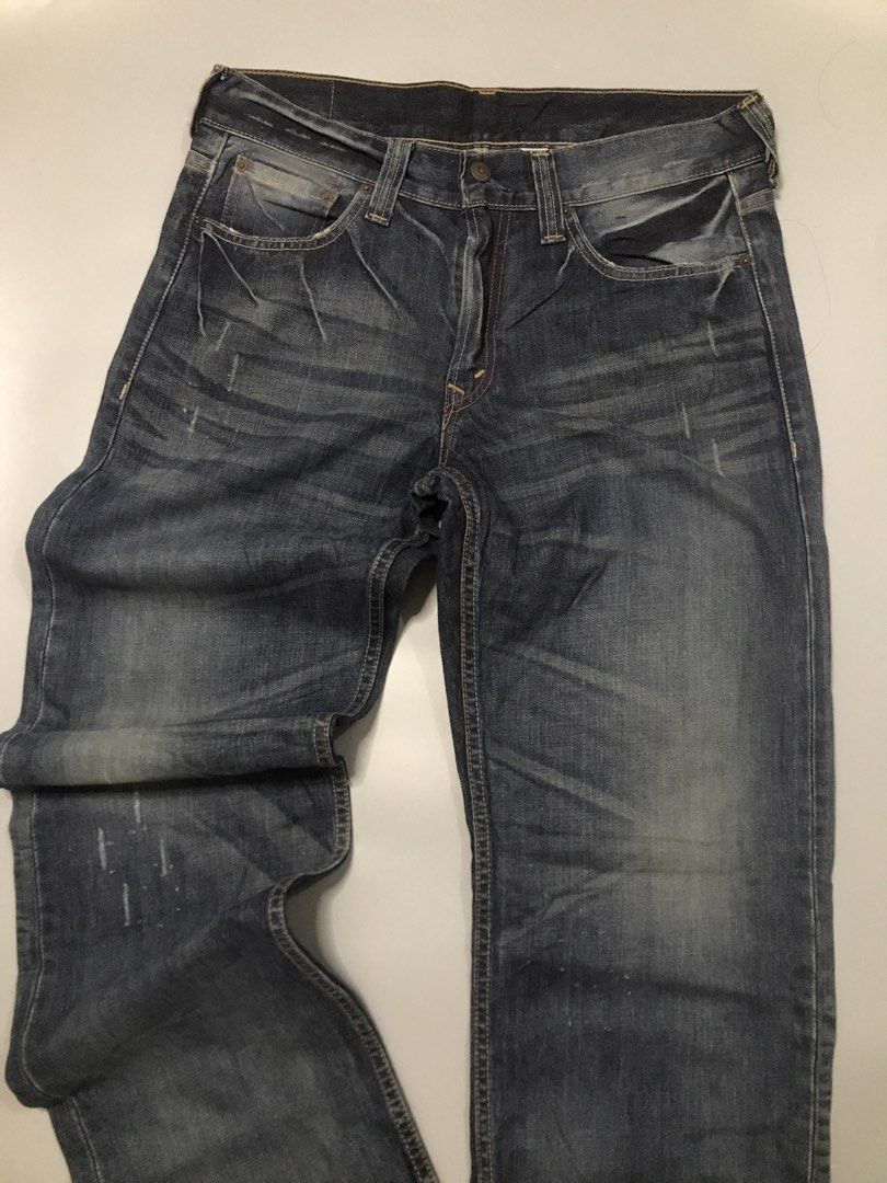 Levi's 514 Straight Fit Jeans (Category: Jeans) located in Calbayog City. Submitted by luxtreetwear (Listing ID 1464093865, Image 3). Description: Levi's 514 Straight Fit Jeans Good Condition 34-36 Waist 47 Length 9.5 Leg hole Need Wash Location Calbayog City Samar .