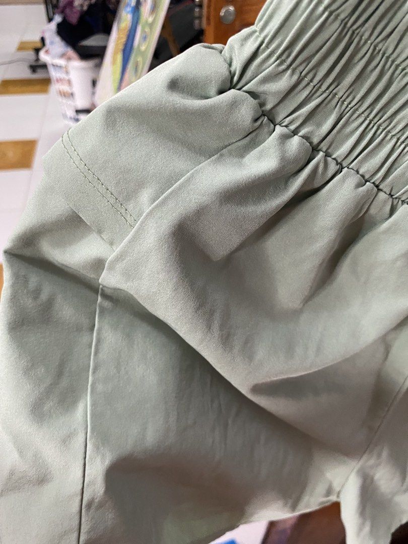 Light Green Elastic Waist Shorts with Pockets (Category: Shorts) located in Legazpi City. Submitted by Tfnymae (Listing ID 1463978234, Image 3). Description: ‼️SALE ‼️ - Comfy light green shorts - Elastic waistband for a great fit - Convenient side pockets - Ideal for lounging or casual wear - Versatile: easy to match with any top - Perfect for everyday use.