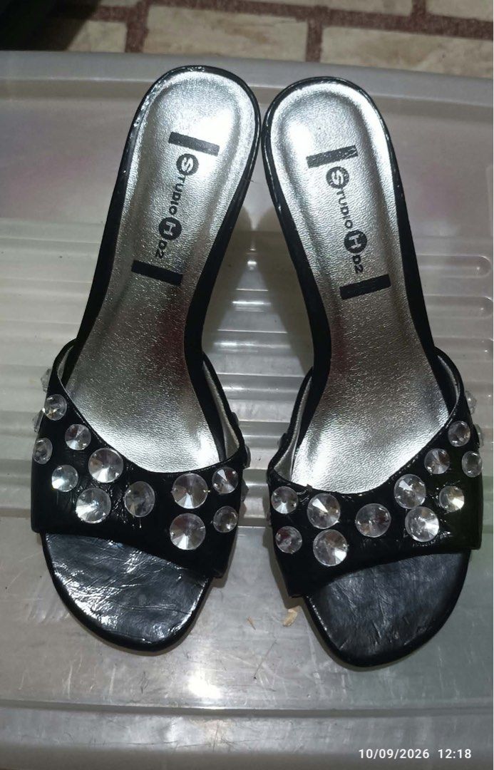 Like New Heels (Category: Heels) located in Taytay. Submitted by crisha14344 (Listing ID 1463956397, Image 2). Description: Heels About 2 inches Spain Product Manufactured in China Moonstruck Black Slip-On Kitten/Stiletto Heels with Rhinestone Embellishments Once lang nagamit then stock na.