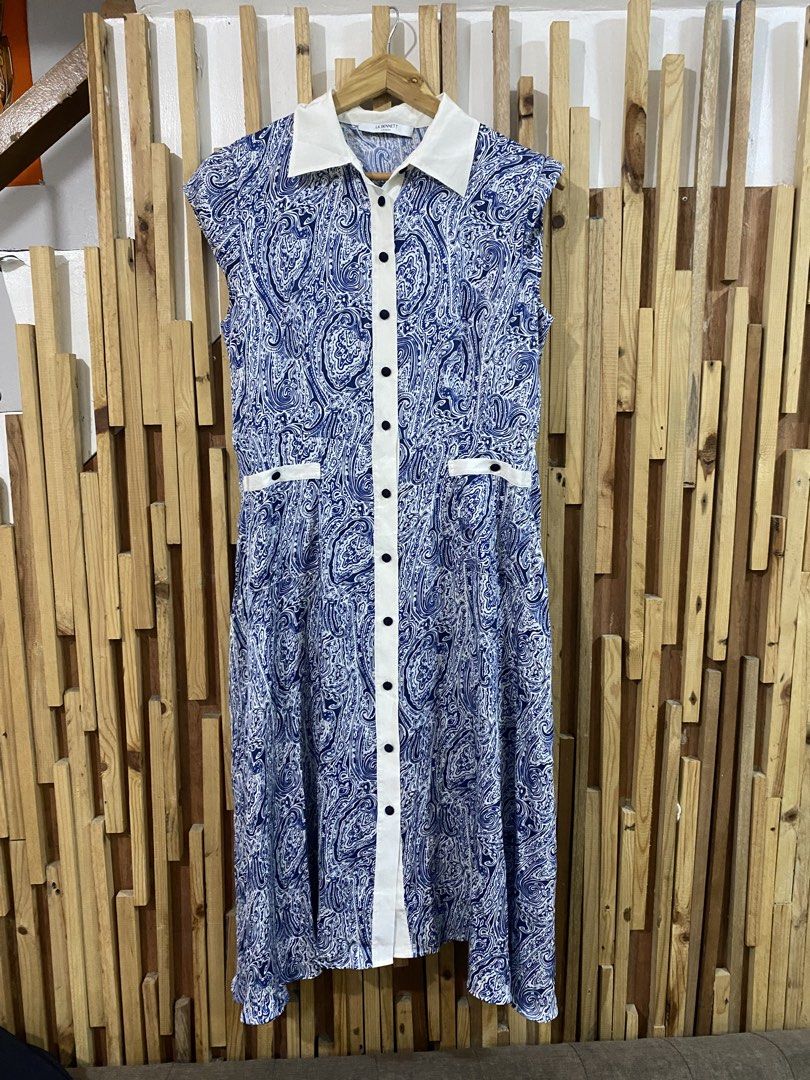 L.K. Bennett Button Up Dress (Category: Dresses) located in Mabalacat. Submitted by calmrabbit.ae2127 (Listing ID 1464057023, Image 2). Description: .