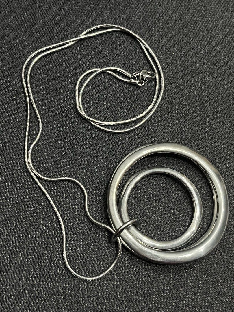 Long Necklace - Fancy silver accessory (Category: Necklaces) located in Paranaque City. Submitted by regina_sy (Listing ID 1464060701, Image 2). Description: NO issue MOP: GCASH J&T Express delivery (SF c/o BUYER) * Parcel Drop-off (J&T Branch) Saturdays only. NO WW photo 📍MNL.