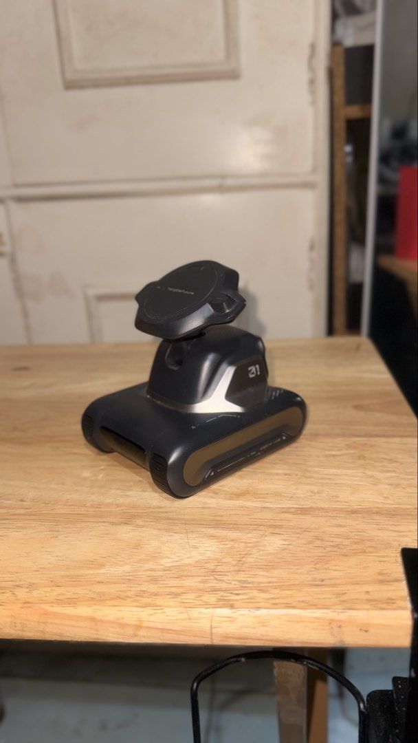 LOOI Live Agent AI Desktop Companion Robot (Category: Designer & Blind Box Toys) located in Manila. Submitted by gf1991 (Listing ID 1464056158, Image 2). Description: - LOOI Live Agent AI Robot - Omni-modal, end-to-end AI desktop companion - Features character-level behavior engine for coherent interactions - Latest app version: v2.9.0 - Includes original box and USB-C to USB chord RFS: Need cash .