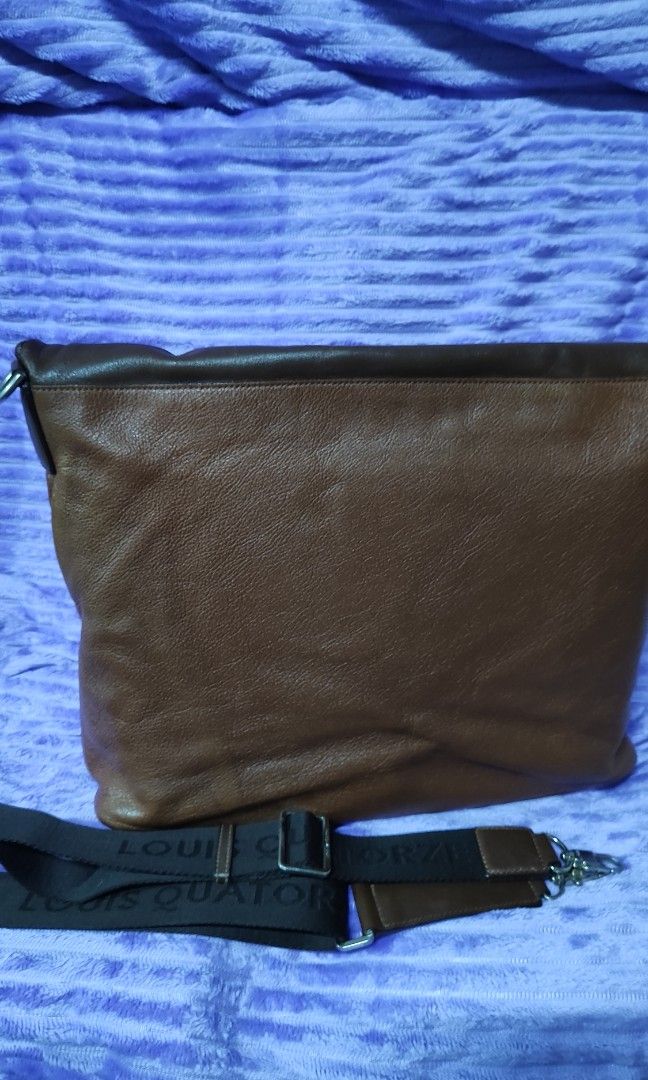 Louis Quatorze (Category: Cross-body Bags) located in Manila. Submitted by thecalvinedit (Listing ID 1463976379, Image 3). Description: Louis Quatorze 2-Way Bag Sling • Handbag ✨ Stylish & versatile ✨ Can be worn as a sling or handbag ✨ Perfect for everyday use 📸 Please see photos for the actual item condition.