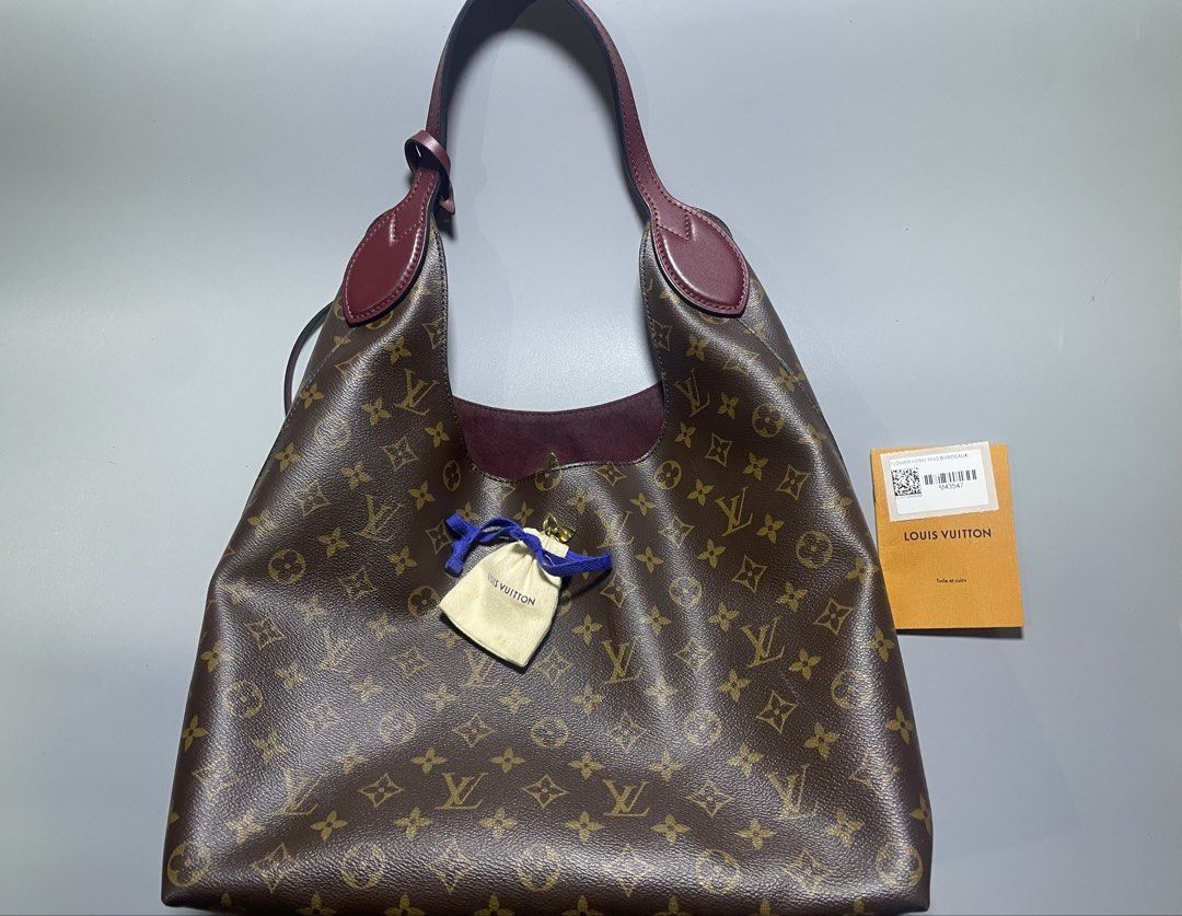 Louis Vuitton Flower Hobo Bordeaux (Category: Luxury Bags & Wallets) located in Las Pinas. Submitted by dhliacmp (Listing ID 1464074553, Image 3). Description: Louis Vuitton Flower Bordeaux Rank SA In Good as new condition Discontinued Model so this is rare nowadays Complete with box, receipt and papers Authentic 100%(bought in 2018 at Japan) Last sold on site is 2,525usd Selling for only 135,000 Slightly negotiable.